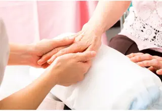 小顔・毛穴・たるみ ネイル　似内真樹のエステ・リラクイメージ