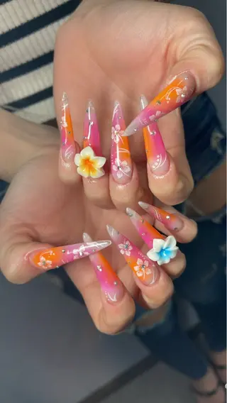 ネイル Nail Salon L'arc所属・☆Mèo ☆のネイルデザイン