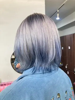 ミディアム ブリーチ&似合せボブ 田中寛十のヘアスタイル