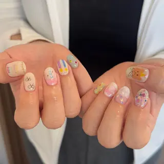 ネイル 🎀 Hiyubi._.nail 🫧所属・🎀フェイ フェイ🫧💗のネイルデザイン