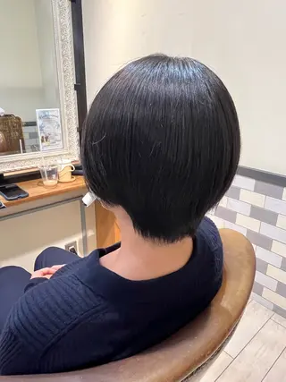 ショート イケハラ ナナミのヘアスタイル