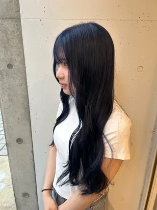 ロング colorlist 🖤SARASAのヘアスタイル