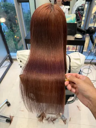 ロング ブリーチ毛にもできる 縮毛矯正OJIROのヘアスタイル
