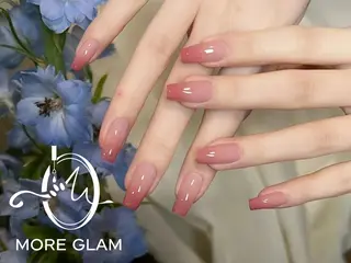 ネイル MoreGlam Nailsのネイルデザイン