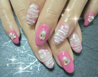 ネイル 小顔と腸の専門店 ラクーラビューティのエステ・リラクイメージ