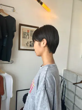 ショート GENE CUTCLUB所属・岩村 夏姫のヘアスタイル