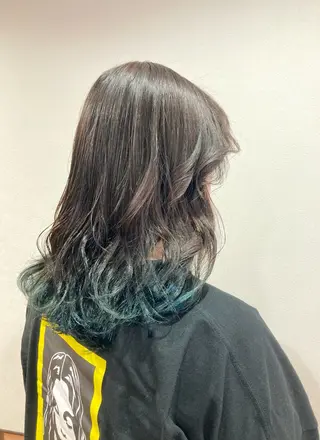 セミロング カラー Annon プライベートサロンのヘアスタイル