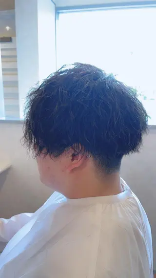 ミディアム パーマ メンズ DECIDE L.A.W所属・【DECIDE L.A.W】氏原　将のヘアスタイル