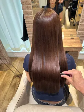 ロング ACRO梅田【アクロ】所属・朝が楽になる縮毛矯正 顔周りカットU24のヘアスタイル