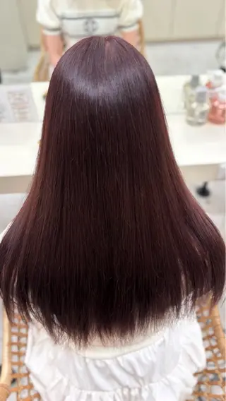 ロング イチセ ユキのヘアスタイル