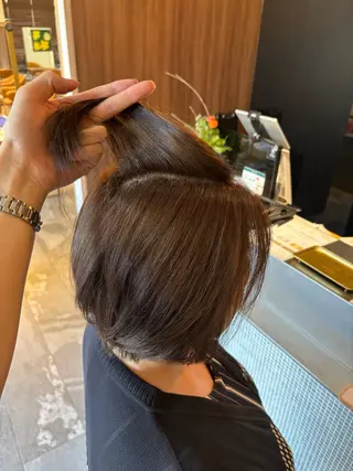 ショート カラー 傷めない白髪ぼかし/ ワタナベユウマのヘアスタイル