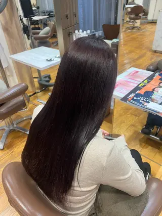 ロング Moto nanamiのヘアスタイル