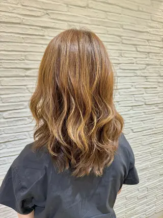 ロング 前平 友慈のヘアスタイル