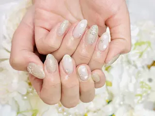 ネイル サ ユリのネイルデザイン