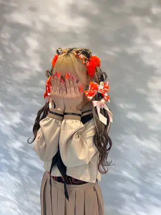 ロング 💓Yuri💓 ハイトーン/デザインのヘアスタイル