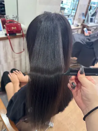 ロング パーマ特化 若山 結愛のヘアスタイル