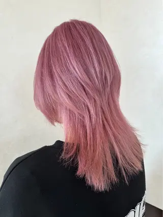 カラー nehus nagaoka所属・🖤複雑履歴ブリーチ Mizuki 🖤のヘアスタイル