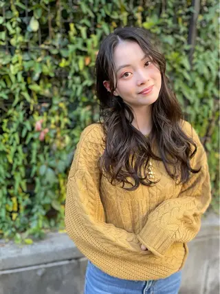 ロング 平 一裕のヘアスタイル