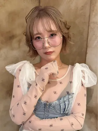 カラー lot Karen /透明感カラーのヘアスタイル