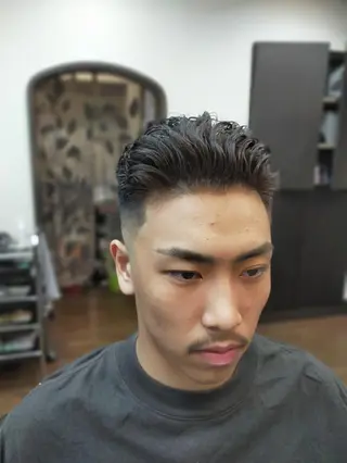 ショート おしゃれさろんオオキ所属・男を磨く Barber オオキのヘアスタイル