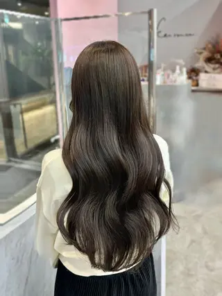 ロング カラー 𝒎𝒐𝒆🩰 名駅/ヘアメ/暖色♡のヘアスタイル