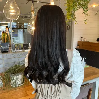 ロング ヘアアレンジ 飯島 美海のヘアスタイル