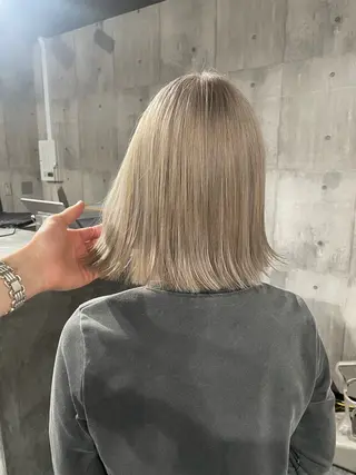 カラー REGOLITH （レゴリス）所属・山田隆成/韓国カット バレ、ハイライト得意のヘアスタイル