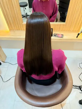 ロング attrait南堀江所属・乾かすだけで艶髪 松村海世のヘアスタイル