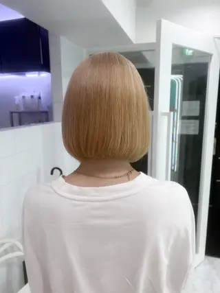 カラー 透明感ブラウン✖️ ボブ🤎ホウトのヘアスタイル