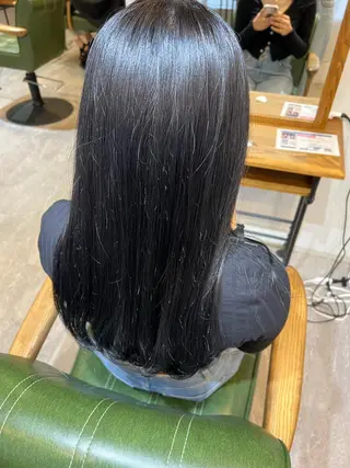 ロング ulu. amiのヘアスタイル