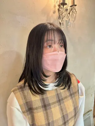ロング 前平 友慈のヘアスタイル