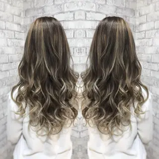 ロング カラー ヘアアレンジ EARTH 越谷店のヘアスタイル