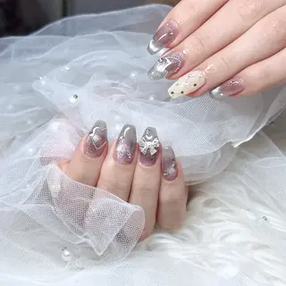 ネイル &ME Mikoのネイルデザイン