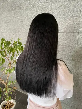 ロング カラー ROUTE KOUTAのヘアスタイル