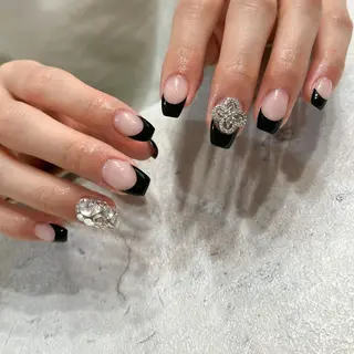 ネイル 黒沢 直子のネイルデザイン