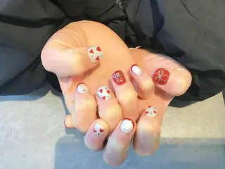 ネイル Nest 岩崎のネイルデザイン