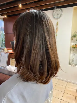 ミディアム トップスタイリスト 三澤　康司のヘアスタイル