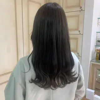 カラー ヘアアレンジ 海外レイヤー鯉渕 【海外風メンズも◎】のヘアスタイル