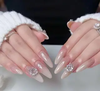 ネイル Akiko ネイルサロン所属・AKIKO ネイルサロンのネイルデザイン