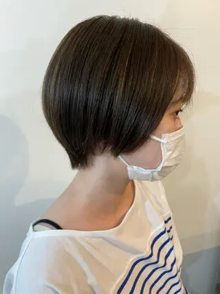 ショート カラー ニシウエ ヒロキのヘアスタイル