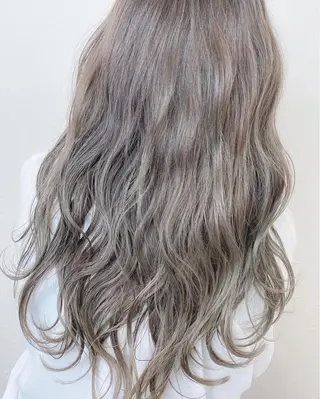 セミロング カラー 西山 雄基のヘアスタイル