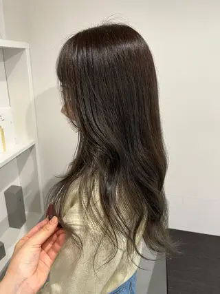 ロング カラー Yui ／ VISEOのヘアスタイル