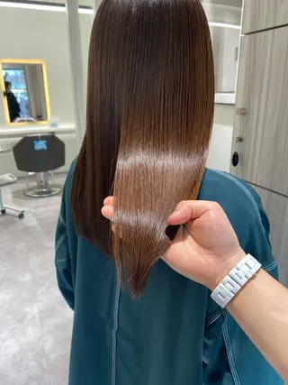 ロング ムトウセイマ/艶髪 /艶ケアWブリーチのヘアスタイル