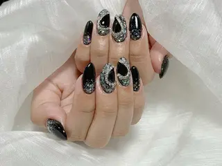 ネイル U·Mi nail salon所属・U·Mi 上野御徒町容のネイルデザイン