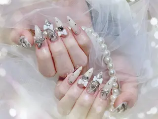 ネイル Rola kira nail salon所属・Rola kira 麗のネイルデザイン
