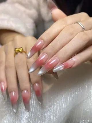 ネイル Elia Nail Salon池袋西口店所属・Saur Nailのネイルデザイン