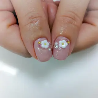 ネイル ナリタ・ マミのネイルデザイン