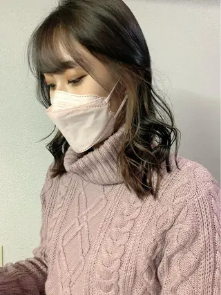 ミディアム カラー ヤマグチ リョウのヘアスタイル