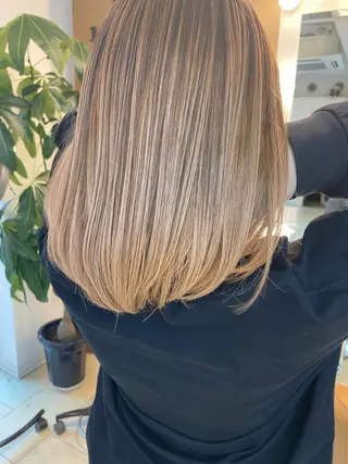 ミディアム カラー レイヤー/ベージュ カラー/ハシモトのヘアスタイル