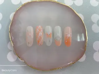 ネイル MIKIネイル YoYoのネイルデザイン